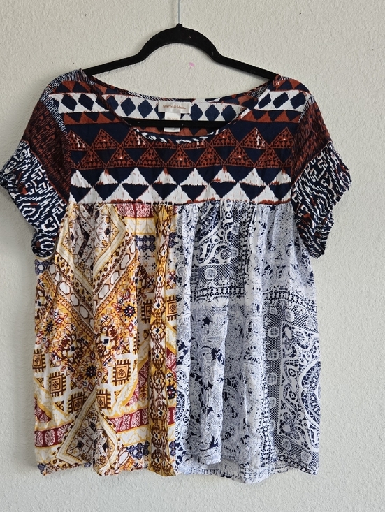 Monroe & Main Tops - Monroe And Main Mixed Print Short Sleeve Top - Navy, Rust & Mustard Size L